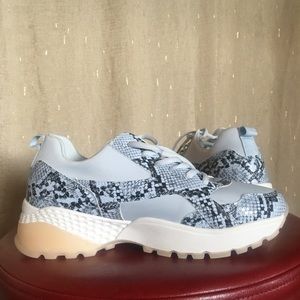 Blue snakeskin platform sneaker